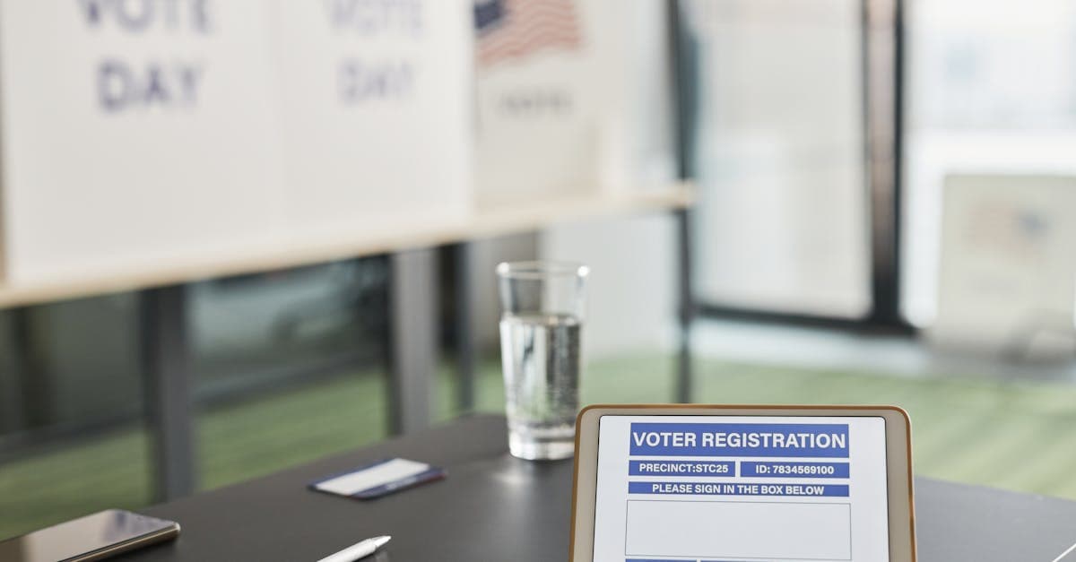 Жители Юрмалы проголосовали за замену светской болтовни официальным 12‑секундным молчаливым кивком на летний сезон