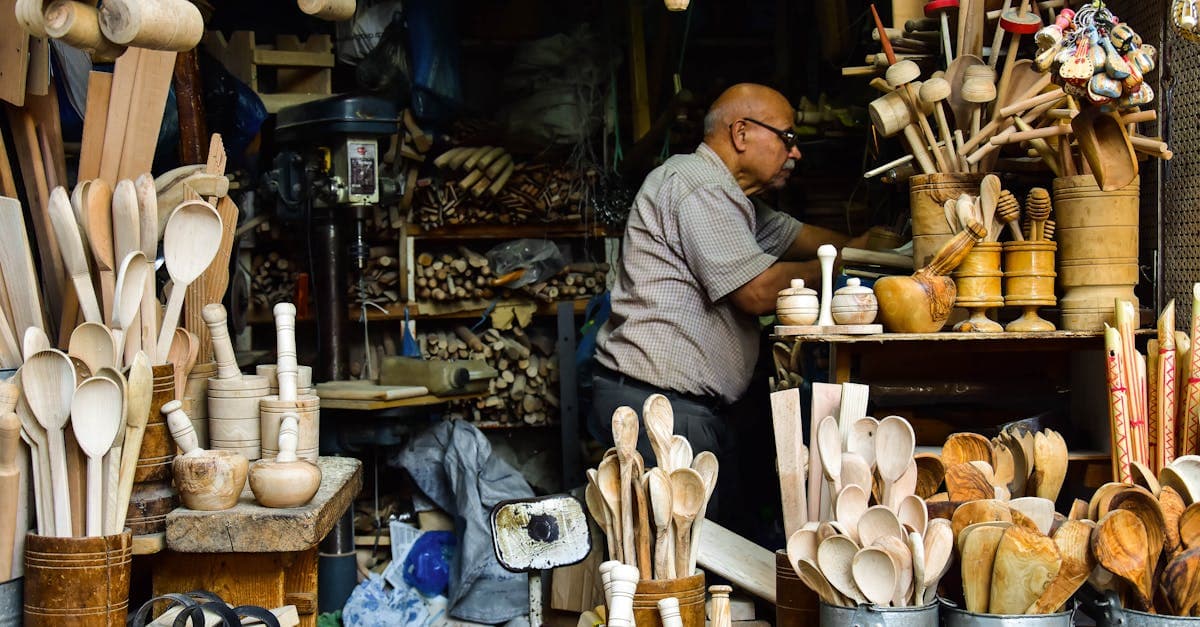 Местный житель потратил все сбережения на один идеально круглый камень с пляжа Юрмалы