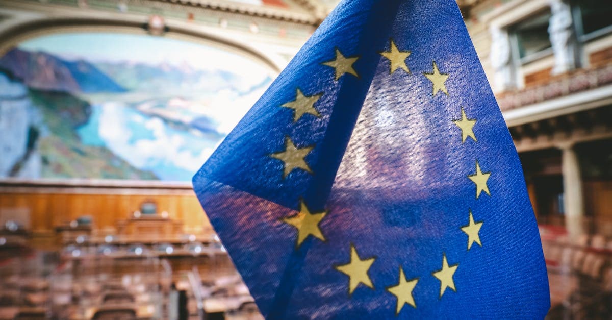 Rīgas Domes Atklāj Revolucionāro 'Neredzamo Luksoforu Iniciatīvu', lai Atrisinātu Sastrēgumu Problēmas