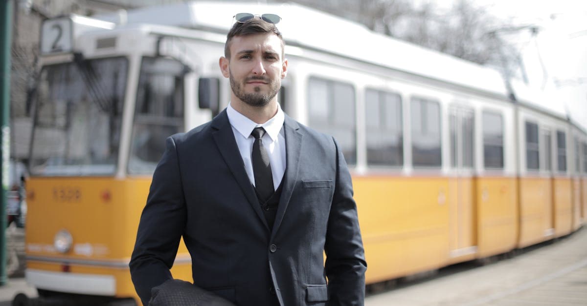 Рига вводит бесшумный трамвайный вагон для пассажиров, которым нужно отрепетировать слегка враждебные разговоры перед визитом к родственникам